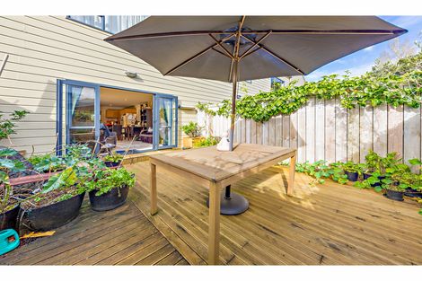 Photo of property in 5s Dryden Place, Mount Wellington, Auckland, 1051
