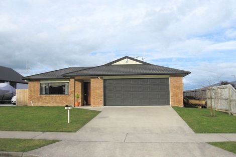 Photo of property in 22 Cranbrook Place, Rototuna North, Hamilton, 3210