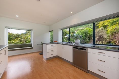 Photo of property in 136 Winara Avenue, Waikanae, 5036