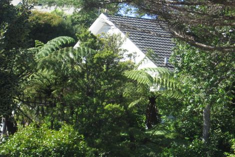 Photo of property in 6 Churchill Drive, Wilton, Wellington, 6035