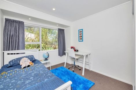 Photo of property in 2/30 Carlisle Road, Browns Bay, Auckland, 0630