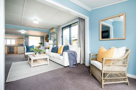 Photo of property in 16 Collison Terrace, Haumoana, 4102