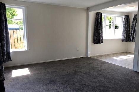 Photo of property in 98 Mahia Road, Manurewa, Auckland, 2102