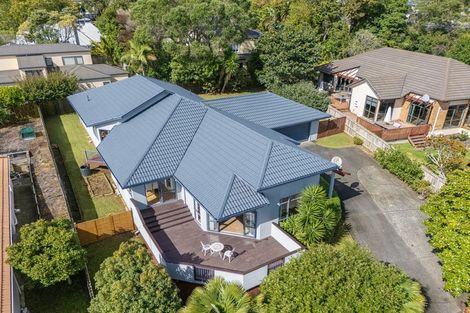 Photo of property in 17 Jacanas Place, Unsworth Heights, Auckland, 0632