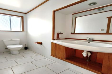 Photo of property in 14a Roseberry Avenue, Birkenhead, Auckland, 0626