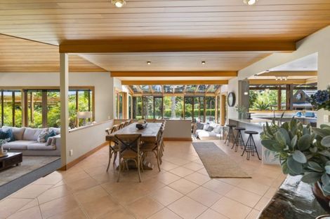 Photo of property in 338 Old North Road, Kumeu, 0892