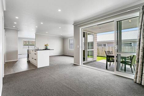 Photo of property in 304 Tauhara Ridge Drive, Richmond Heights, Taupo, 3330