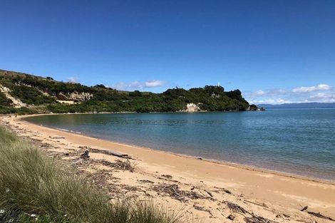 Photo of property in 48 Nyhane Drive, Ligar Bay, Takaka, 7183