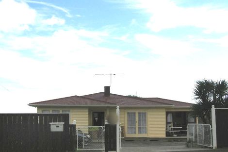 Photo of property in 79 Driver Crescent, Cannons Creek, Porirua, 5024