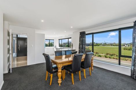 Photo of property in 19 Tangy Loch Lane, Broomfield, Christchurch, 8042
