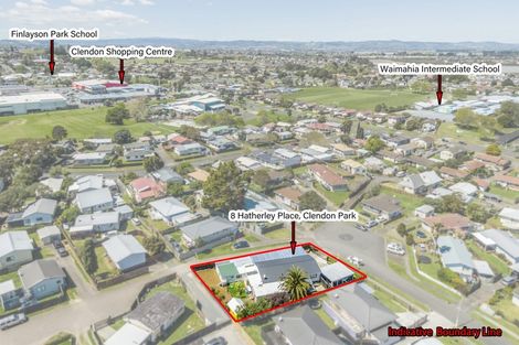 Photo of property in 8 Hatherley Place, Clendon Park, Auckland, 2103