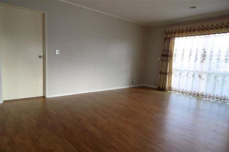 Photo of property in 22 Te Hoe Grove, Pinehill, Auckland, 0632