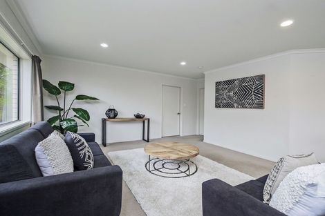 Photo of property in 9 Burford Way, Rolleston, 7615