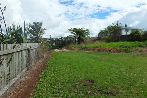 Photo of property in 2 Lake Ora Road, Te Kamo, Whangarei, 0112