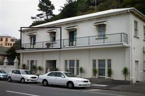 Photo of property in 29 Marine Parade, Bluff Hill, Napier, 4110