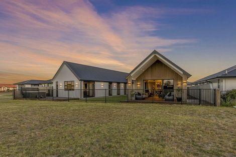 Photo of property in 69 Te Hurunui Drive, Pegasus, 7612