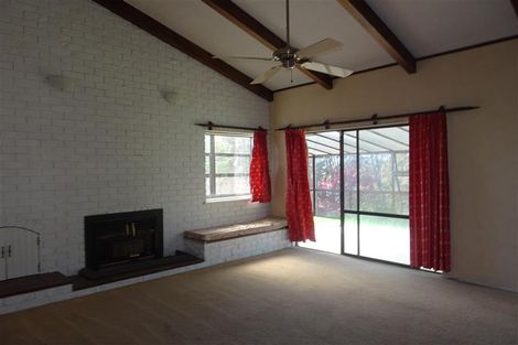 Photo of property in 2 Pamir Place, Welcome Bay, Tauranga, 3112