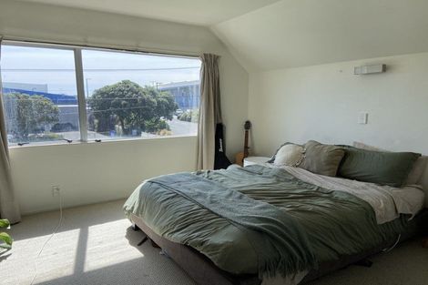 Photo of property in 69 Kemp Street, Kilbirnie, Wellington, 6022