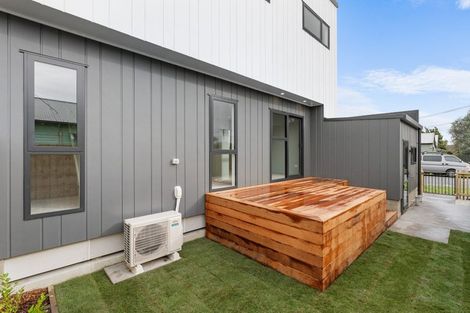 Photo of property in 8c Mackworth Street, Woolston, Christchurch, 8062