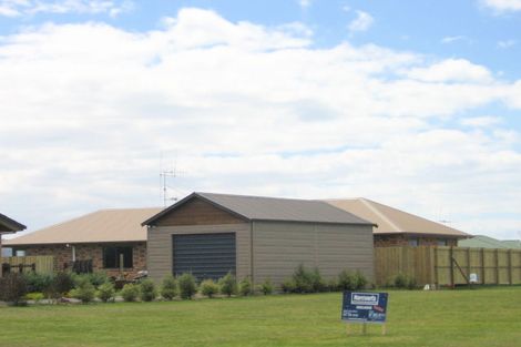 Photo of property in 6 Island Vista, Athenree, Waihi Beach, 3177