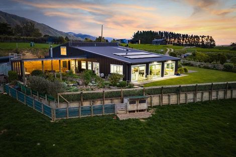 Photo of property in 165 Albert Road, Tokomaru, Palmerston North, 4474