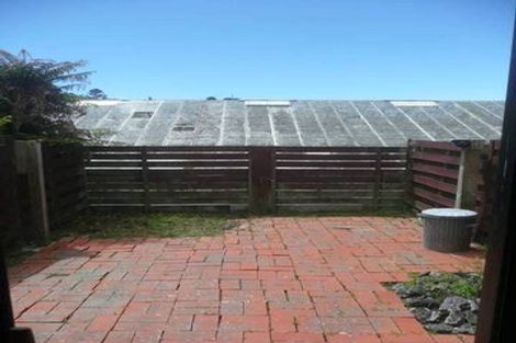 Photo of property in 2/20 Frankmoore Avenue, Johnsonville, Wellington, 6037