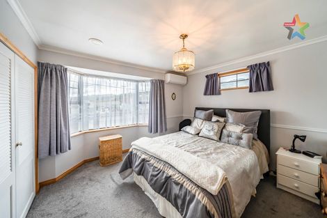 Photo of property in 8 Hawthorn Crescent, Stokes Valley, Lower Hutt, 5019