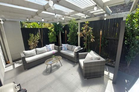 Photo of property in 1/25 Yellowstone Crescent, Burwood, Christchurch, 8083