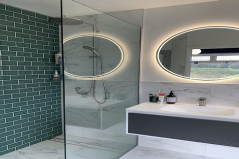 Photo of property in 401 Karori Road, Karori, Wellington, 6012