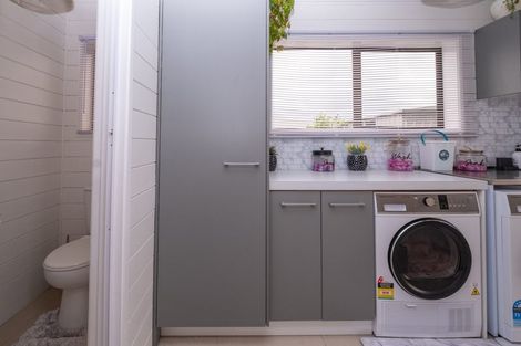 Photo of property in 142 Parklands Avenue, Bell Block, New Plymouth, 4312