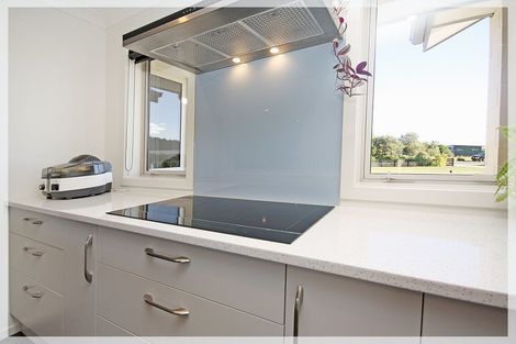 Photo of property in 15 Carex Grove, Foxton Beach, Foxton, 4815