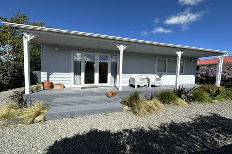 Photo of property in 1 Farrier Grove, Featherston, 5710