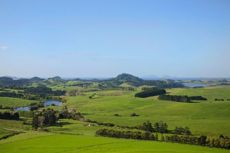 Photo of property in 77 Rangiuru Drive, Parua Bay, Onerahi, 0192