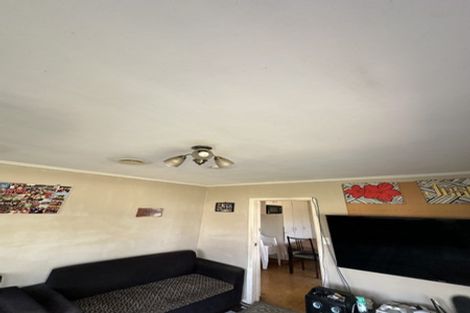 Photo of property in 84 Puriri Road, Manurewa, Auckland, 2102