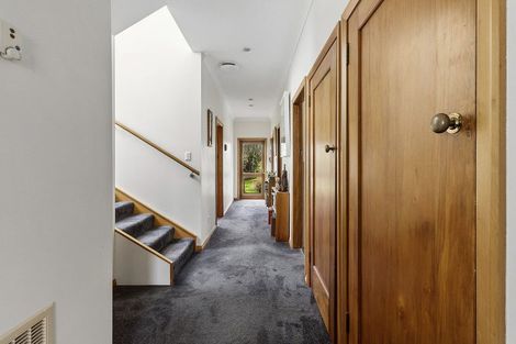 Photo of property in 156 Nevay Road, Karaka Bays, Wellington, 6022