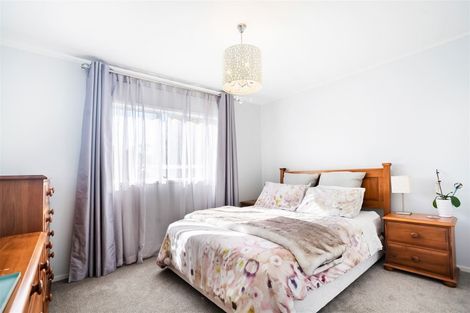 Photo of property in 106 Spinella Drive, Bayview, Auckland, 0629