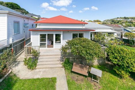 Photo of property in 32 Liffey Street, Island Bay, Wellington, 6023