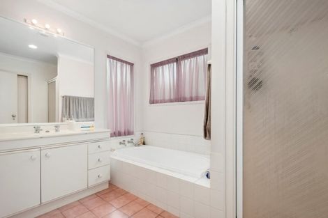 Photo of property in 16 Pampas Grove, Welcome Bay, Tauranga, 3112