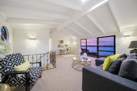 Photo of property in 33 William Bryan Drive, Half Moon Bay, Auckland, 2012