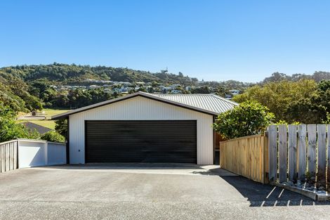Photo of property in 6 Ensign Lane, Whitby, Porirua, 5024