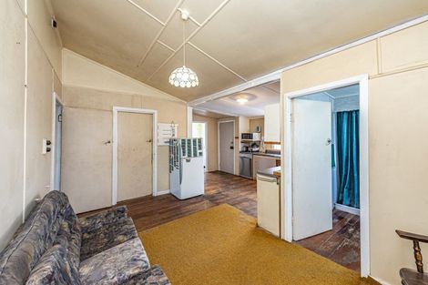 Photo of property in 4 Lowther Street, Whanganui, 4500