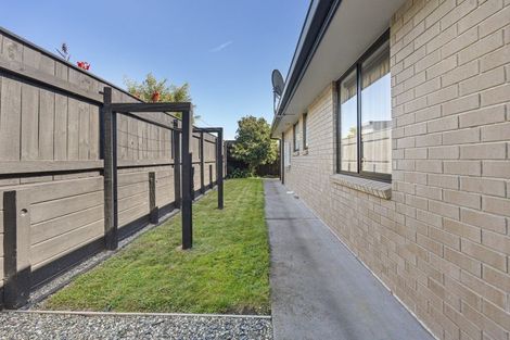 Photo of property in 5 Cessna Lane, Glen Avon, New Plymouth, 4312