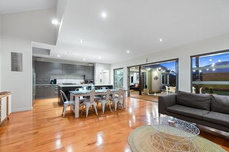 Photo of property in 35 Barrington Drive, Huntington, Hamilton, 3210