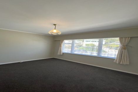 Photo of property in 119 Parkvale Road, Karori, Wellington, 6012