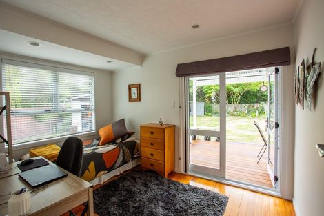 Photo of property in 43 Taverner Street, Carterton, 5713