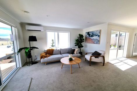 Photo of property in 73 Riley Crescent, Papamoa Beach, 3118