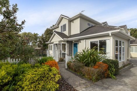 Photo of property in 13a Westridge, Camborne, Porirua, 5026