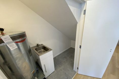Photo of property in 11 Papa Takaro Lane, Flat Bush, Auckland, 2019