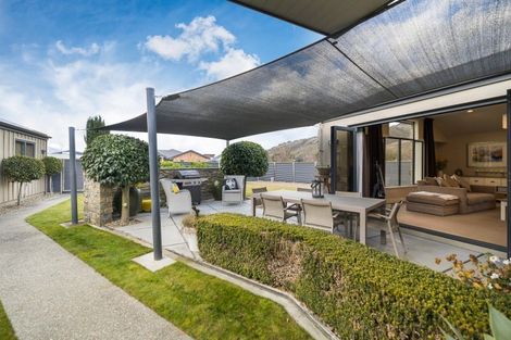 Photo of property in 15 Sunhaven Cove, Cromwell, 9310