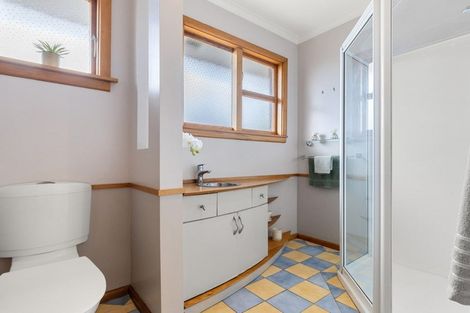 Photo of property in 33 Wingate Street, Redwood, Christchurch, 8051